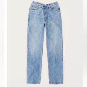 ❗️ Sold on D❗️Abercrombie & Fitch High Rise Dad Jeans